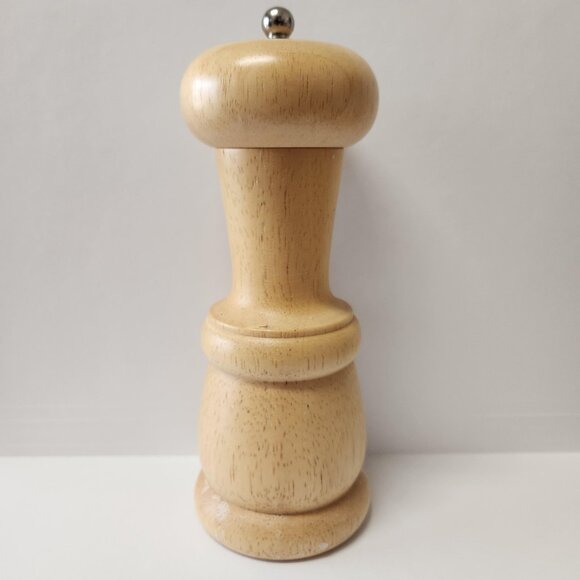 Vintage Chyn Tai Co. Ltd. Wooden Pepper Grinder 17cm - Picture 2 of 7